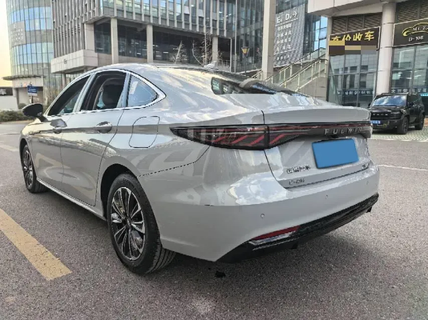 2025 Fulwin FulwinA8L 1.5T 156HP L4 1DHT PHEV 18.67KWH,autocango,china used car exporter,china ev exporter,chinese used car exporter,chinese used ev exporter