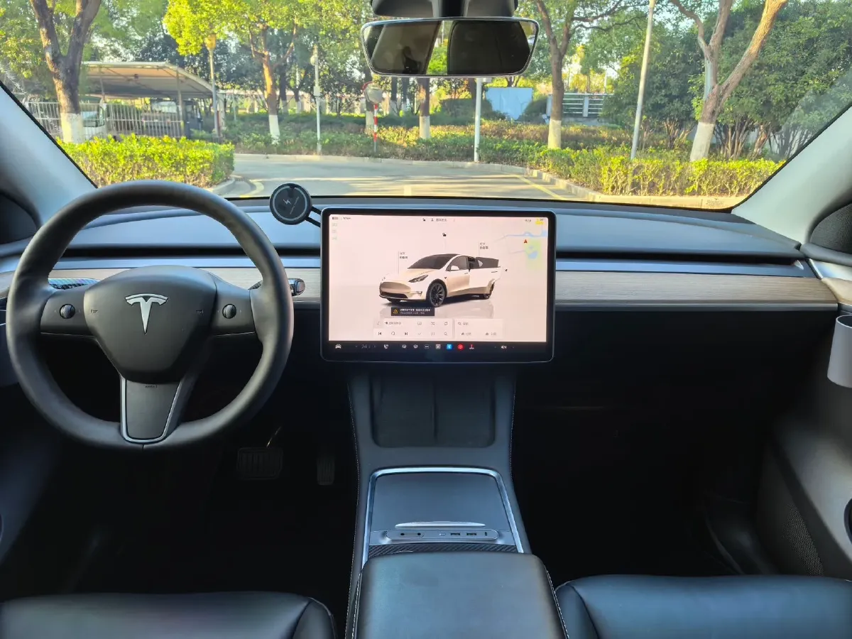 2022 Tesla Model Y BEV 60KWH,autocango,china used car exporter,china ev exporter,chinese used car exporter,chinese used ev exporter
