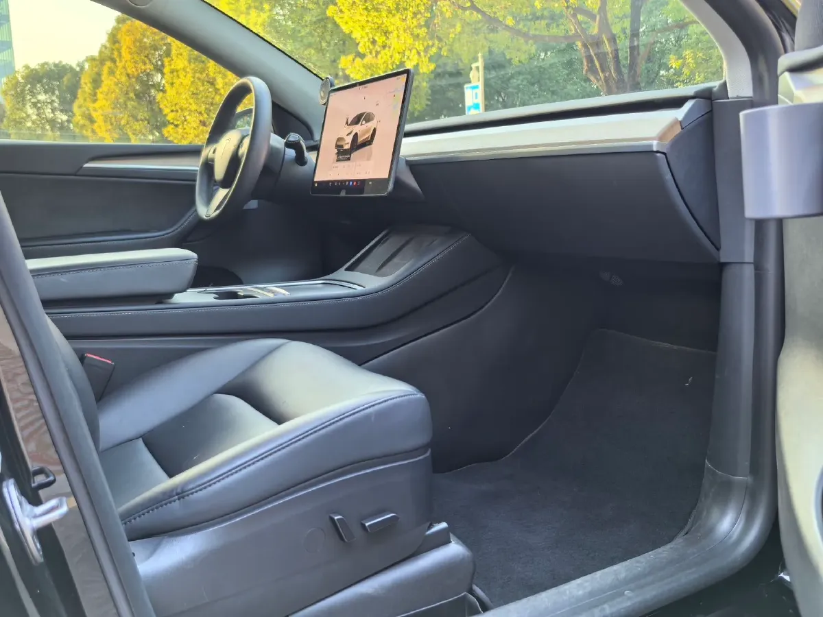 2022 Tesla Model Y BEV 60KWH,autocango,china used car exporter,china ev exporter,chinese used car exporter,chinese used ev exporter