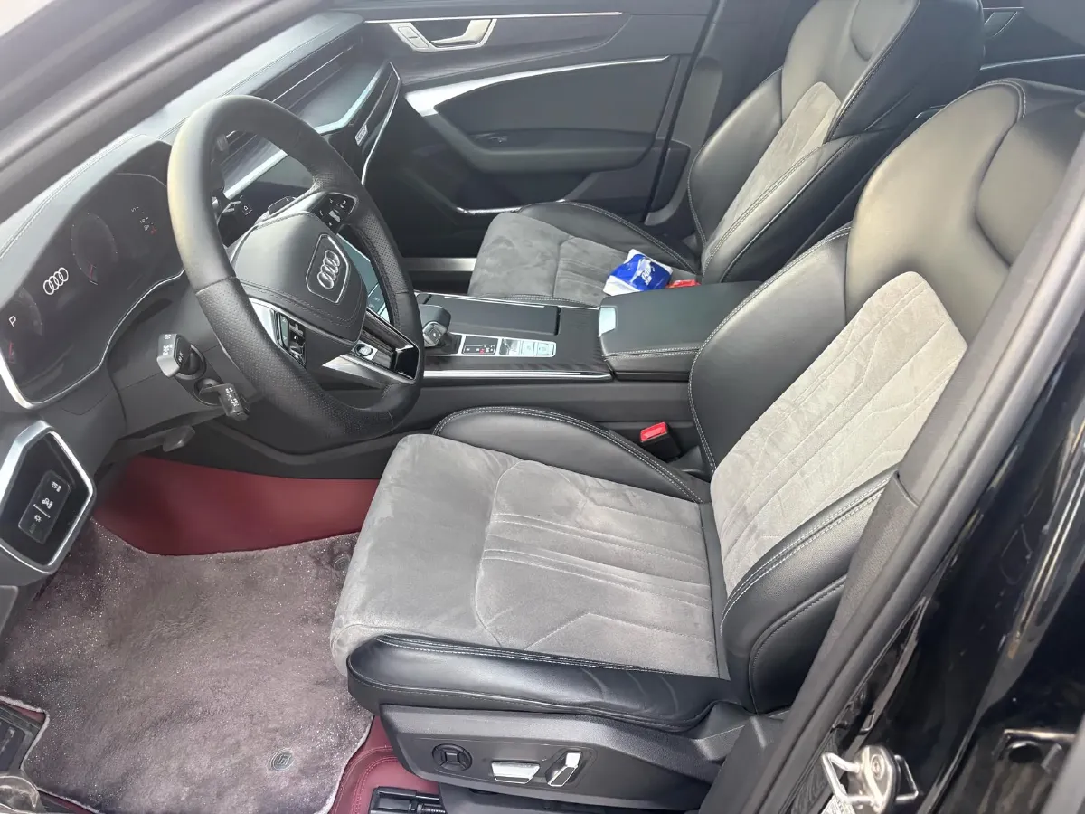 2024 Audi A6L 2.0T 245HP L4 7DCT,autocango,china used car exporter,china ev exporter,chinese used car exporter,chinese used ev exporter