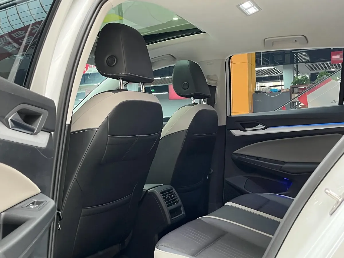 2021 Volkswagen Golf 1.4T 150HP L4 7DCT,autocango,china used car exporter,china ev exporter,chinese used car exporter,chinese used ev exporter