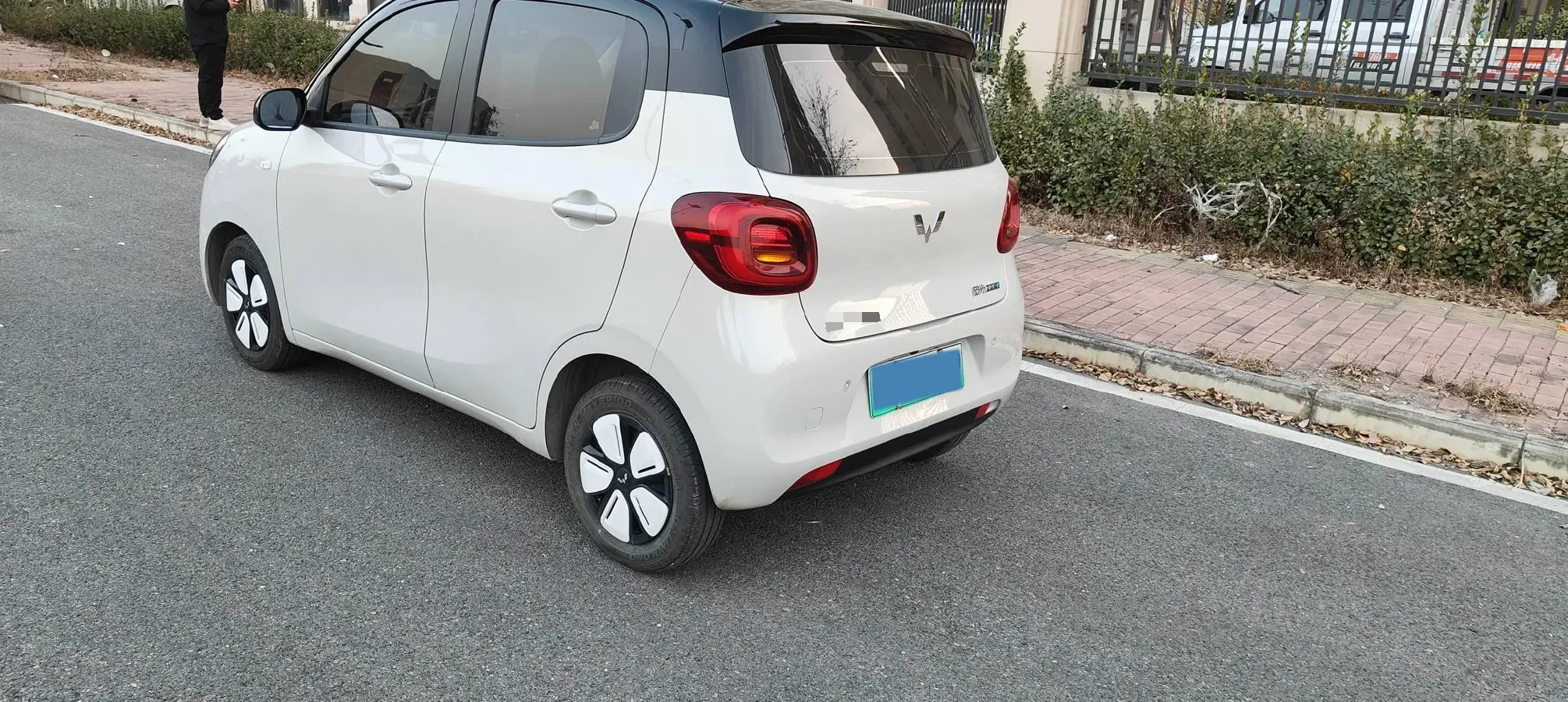 2025 WuLing HongGuang MINI EV BEV 16.2KWH,autocango,china used car exporter,china ev exporter,chinese used car exporter,chinese used ev exporter