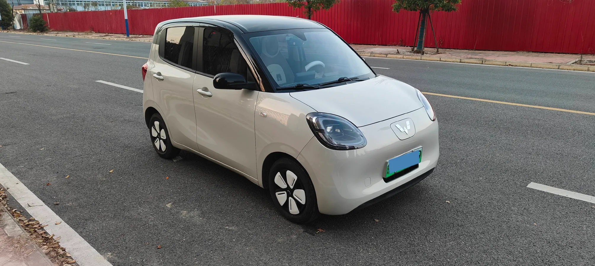 2025 WuLing HongGuang MINI EV BEV 16.2KWH,autocango,china used car exporter,china ev exporter,chinese used car exporter,chinese used ev exporter