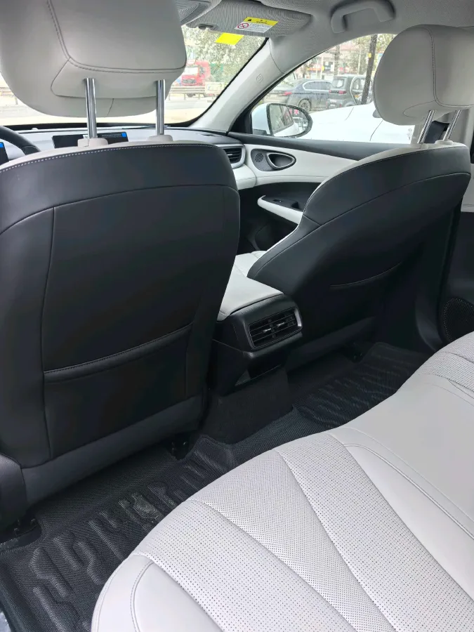 2025 BYD Seal05 DM-i 1.5L 101HP L4 E-CVT PHEV 7.68KWH,autocango,china used car exporter,china ev exporter,chinese used car exporter,chinese used ev exporter