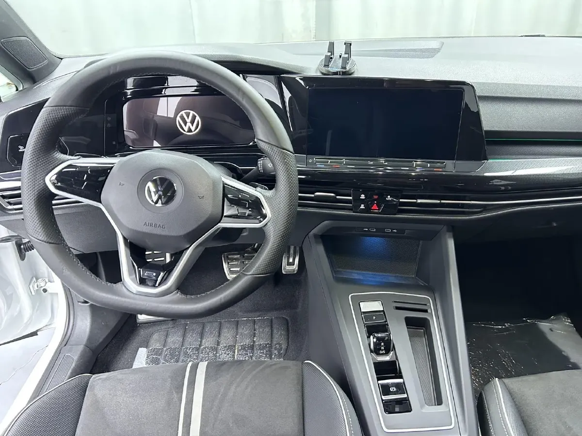 2021 Volkswagen Golf 1.4T 150HP L4 7DCT,autocango,china used car exporter,china ev exporter,chinese used car exporter,chinese used ev exporter