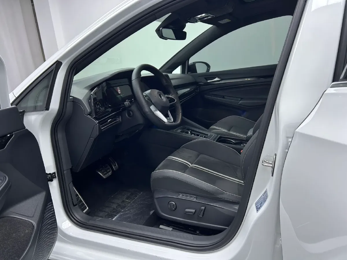 2021 Volkswagen Golf 1.4T 150HP L4 7DCT,autocango,china used car exporter,china ev exporter,chinese used car exporter,chinese used ev exporter