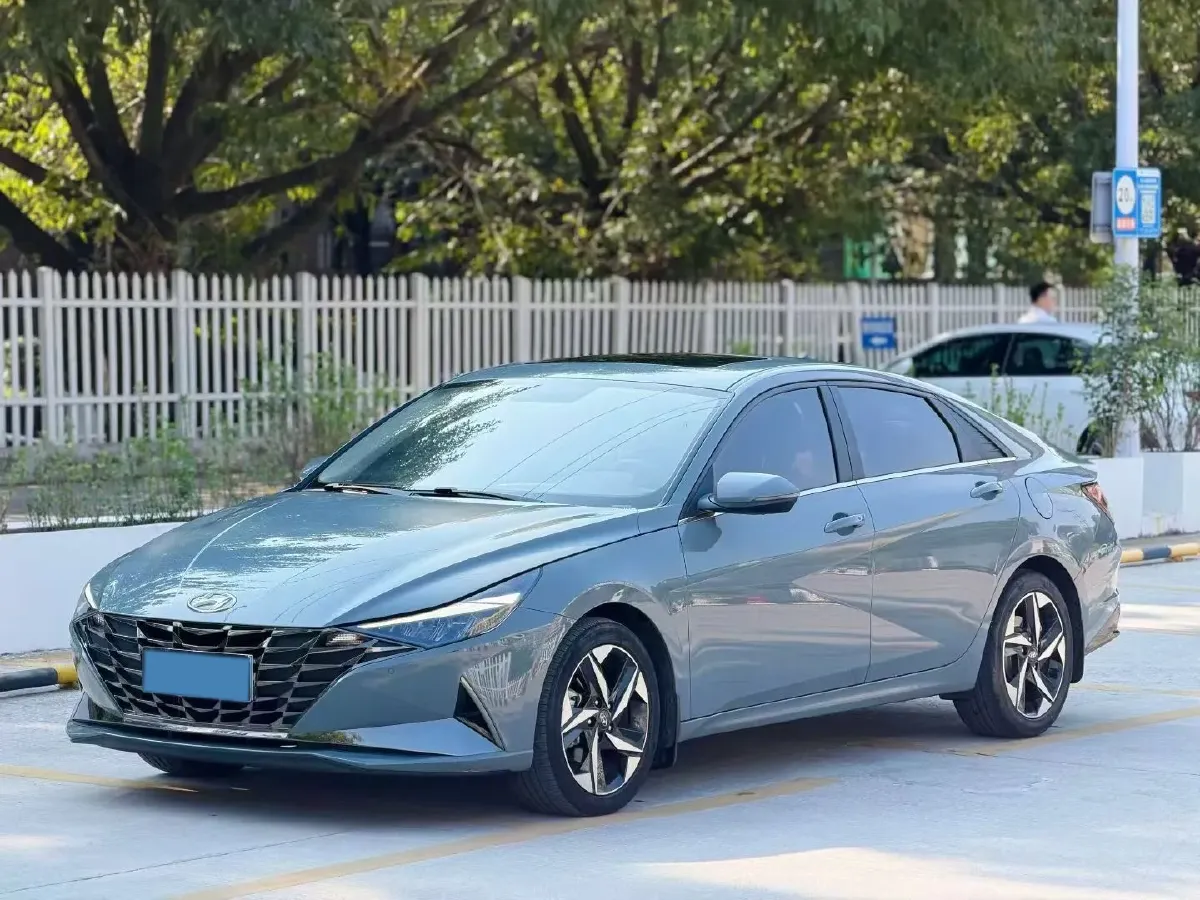 2022 Hyundai Elantra 1.5L 115HP L4 CVT,autocango,china used car exporter,china ev exporter,chinese used car exporter,chinese used ev exporter