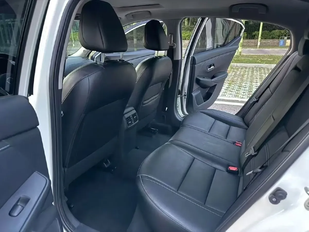 2020 Nissan Sylphy 1.6L 139HP L4 CVT,autocango,china used car exporter,china ev exporter,chinese used car exporter,chinese used ev exporter