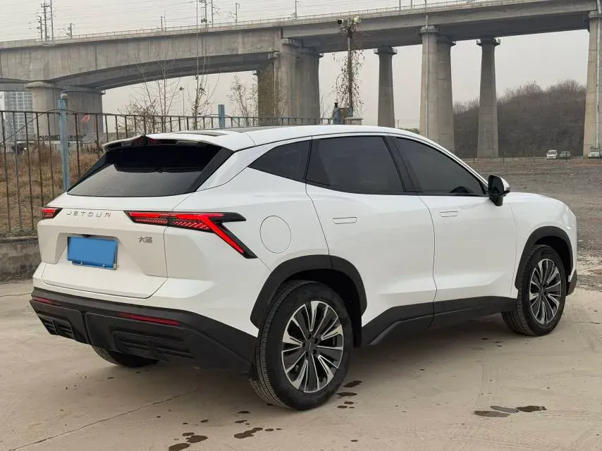 2022 Jetour DASHING 1.6T 197HP L4 7DCT,autocango,china used car exporter,china ev exporter,chinese used car exporter,chinese used ev exporter