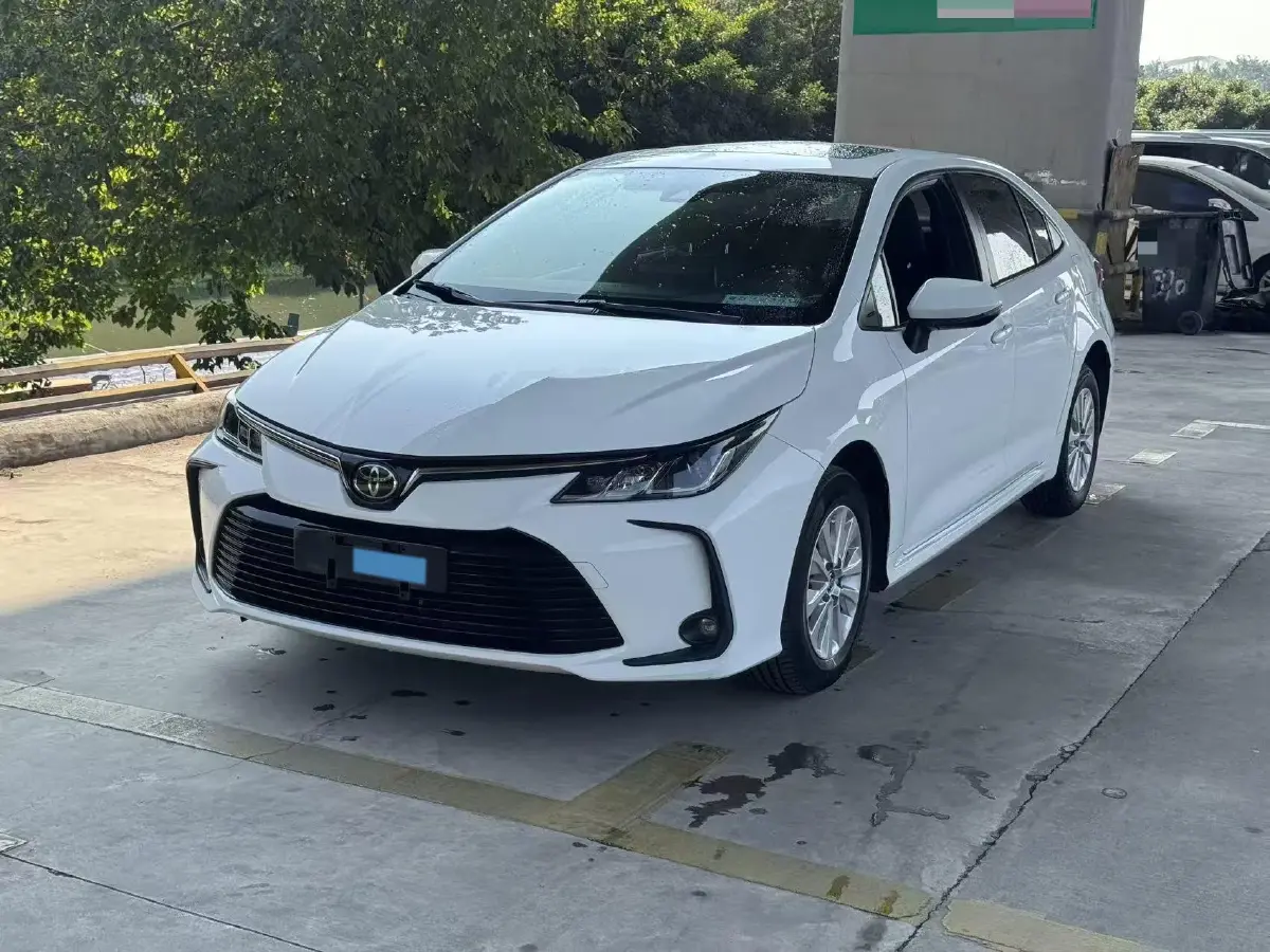 2019 Toyota Corolla 1.2T 116HP L4 CVT