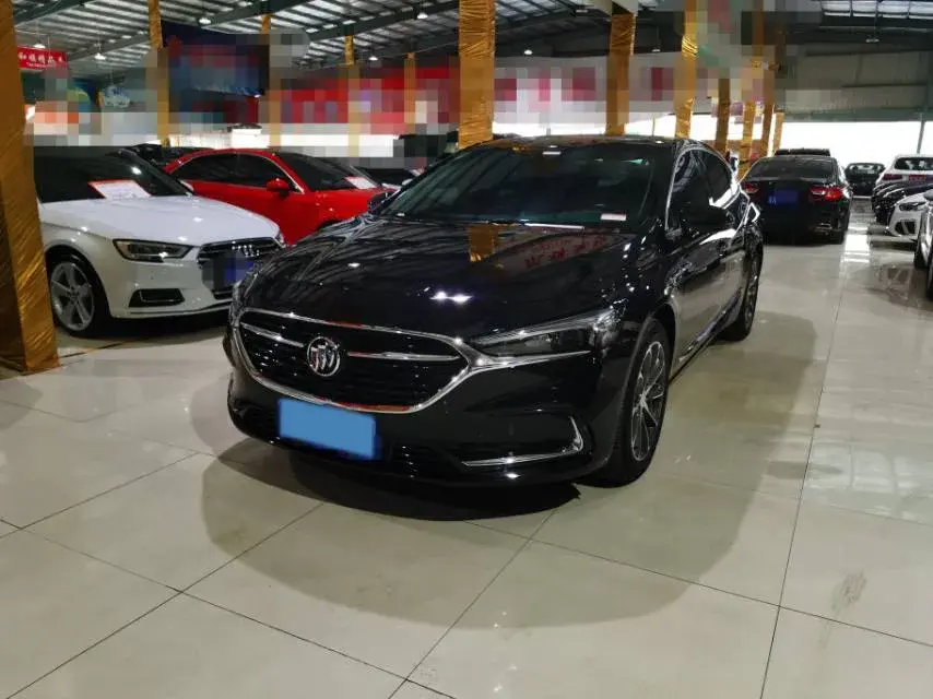 2022 Buick Larcosse 2.0T 237HP L4 9AT