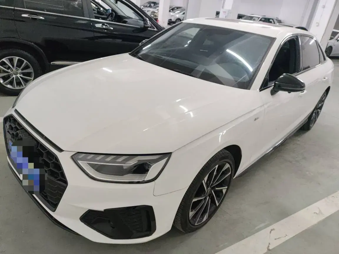 2024 Audi A4L 2.0T 190HP L4 7DCT