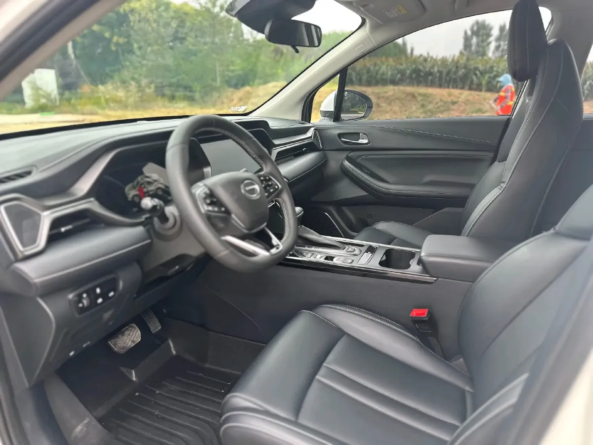 2022 GAC Trumpchi GS4 1.5T 169HP L4 6AT,autocango,china used car exporter,china ev exporter,chinese used car exporter,chinese used ev exporter