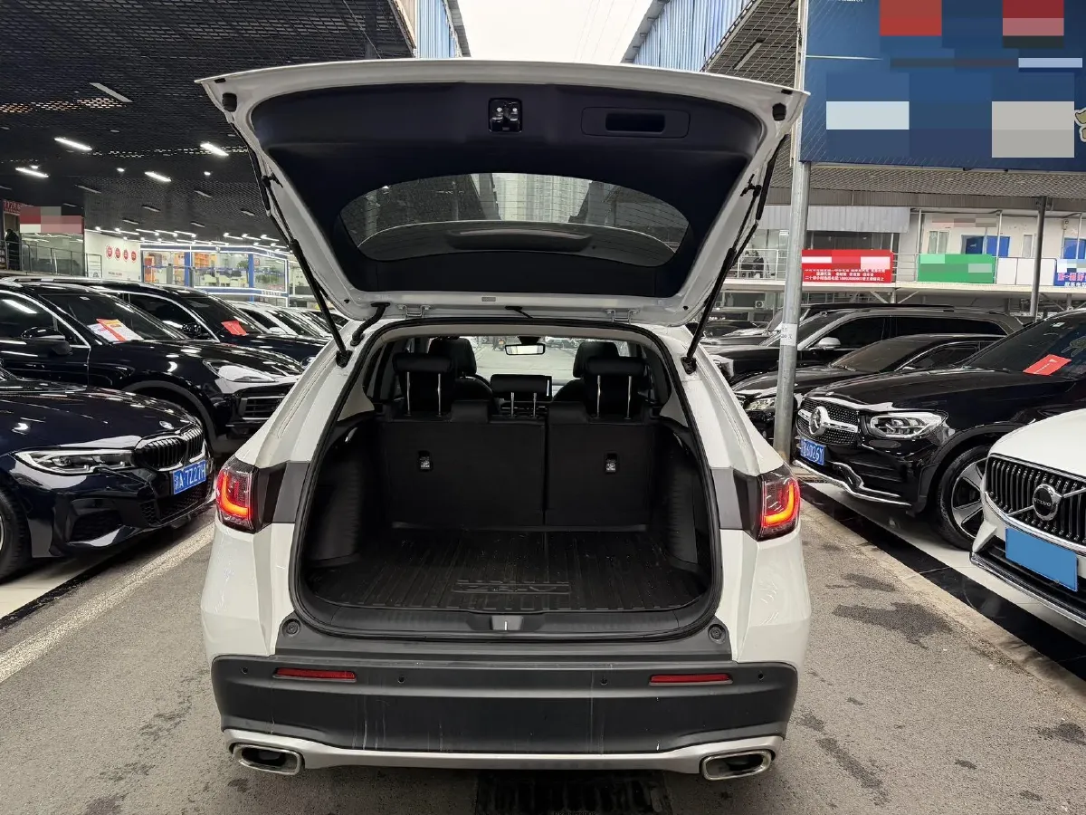 2023 Honda ZR-V 1.5T 182HP L4 CVT,autocango,china used car exporter,china ev exporter,chinese used car exporter,chinese used ev exporter