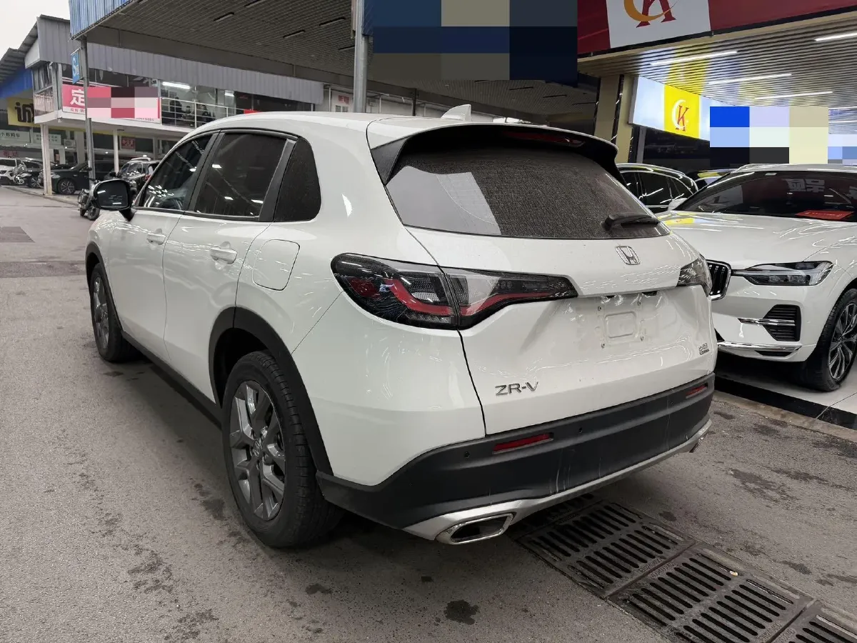 2023 Honda ZR-V 1.5T 182HP L4 CVT,autocango,china used car exporter,china ev exporter,chinese used car exporter,chinese used ev exporter