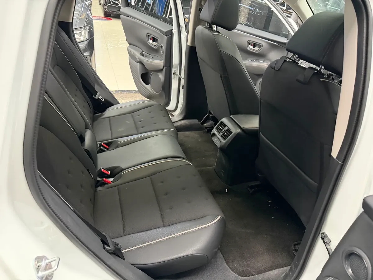 2023 Honda ZR-V 1.5T 182HP L4 CVT,autocango,china used car exporter,china ev exporter,chinese used car exporter,chinese used ev exporter