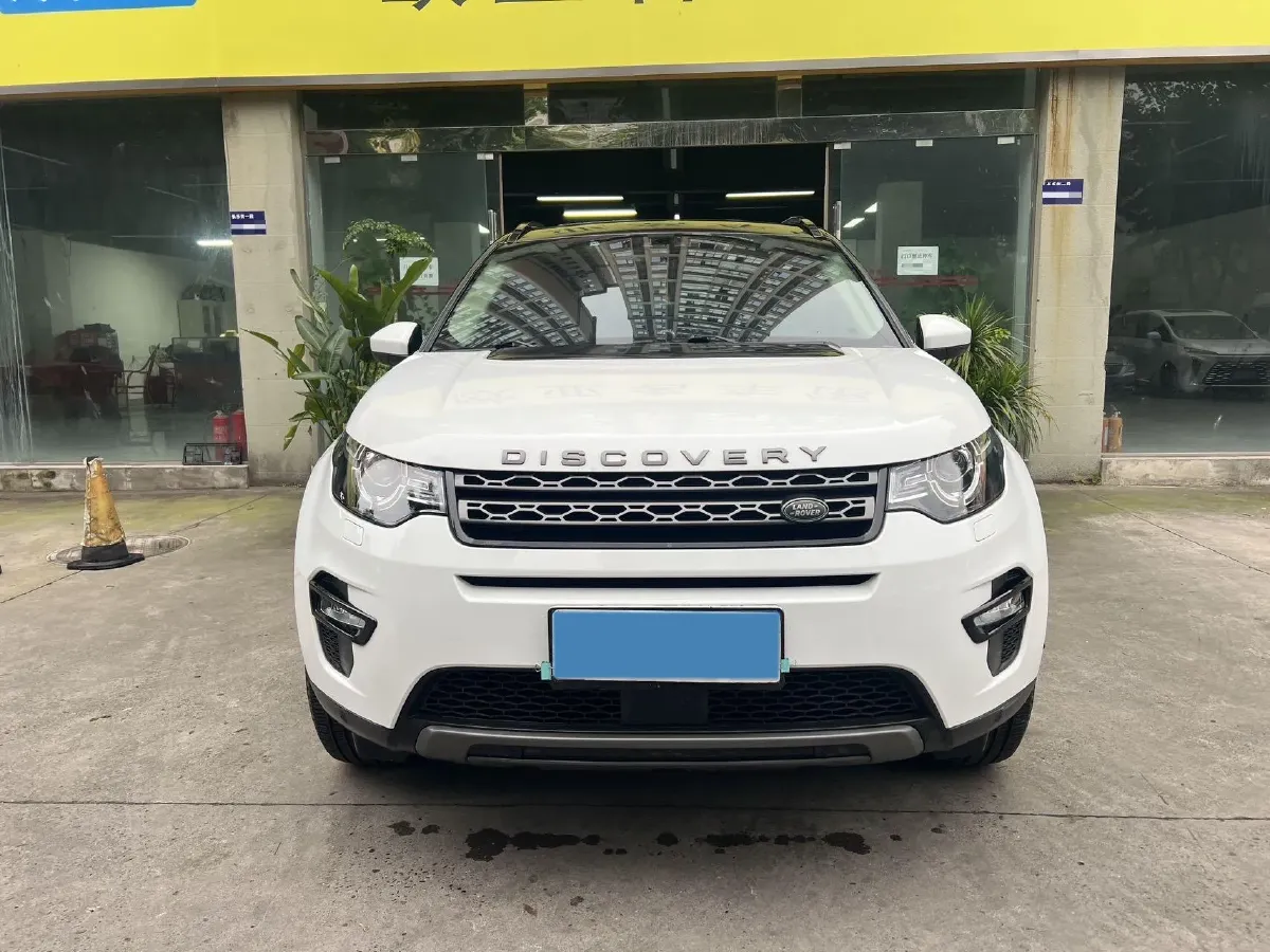 2019 Land Rover Discovery Sport 2.0T 241HP L4 9AT,autocango,china used car exporter,china ev exporter,chinese used car exporter,chinese used ev exporter