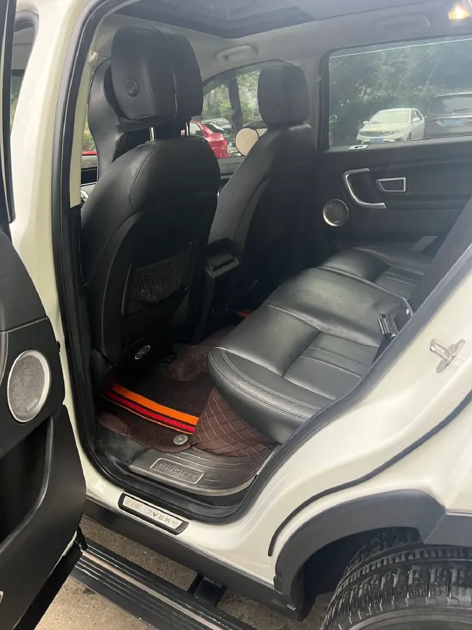 2019 Land Rover Discovery Sport 2.0T 241HP L4 9AT,autocango,china used car exporter,china ev exporter,chinese used car exporter,chinese used ev exporter