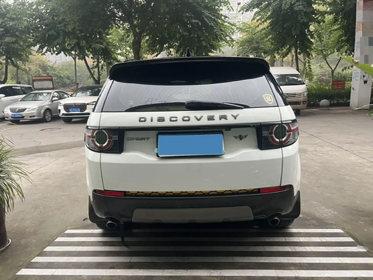 2019 Land Rover Discovery Sport 2.0T 241HP L4 9AT,autocango,china used car exporter,china ev exporter,chinese used car exporter,chinese used ev exporter
