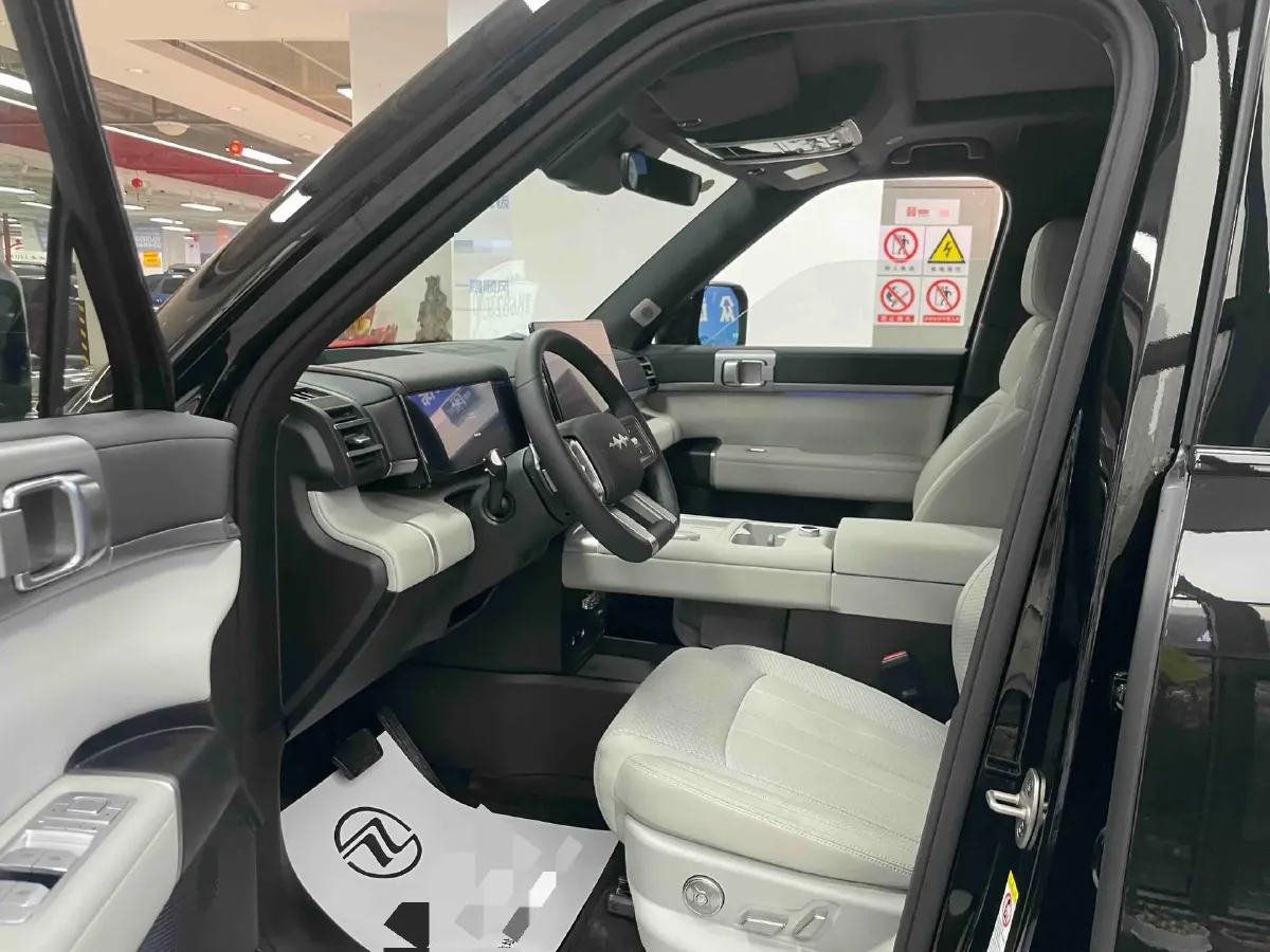2025 FangChengBao Tai 7 1.5T 156HP L4 E-CVT PHEV,autocango,china used car exporter,china ev exporter,chinese used car exporter,chinese used ev exporter