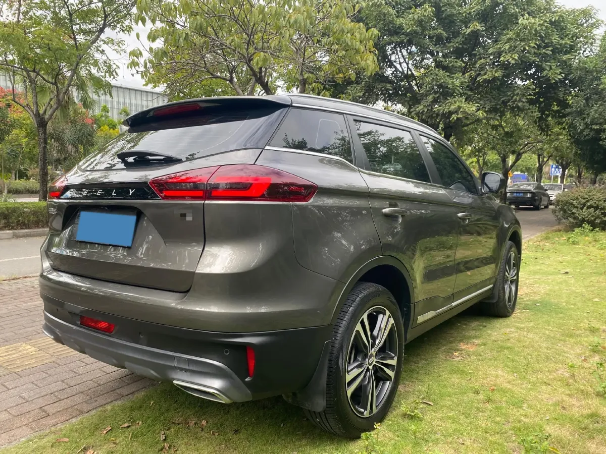 2022 Geely Azkarra 1.8T 184HP L4 7DCT,autocango,china used car exporter,china ev exporter,chinese used car exporter,chinese used ev exporter