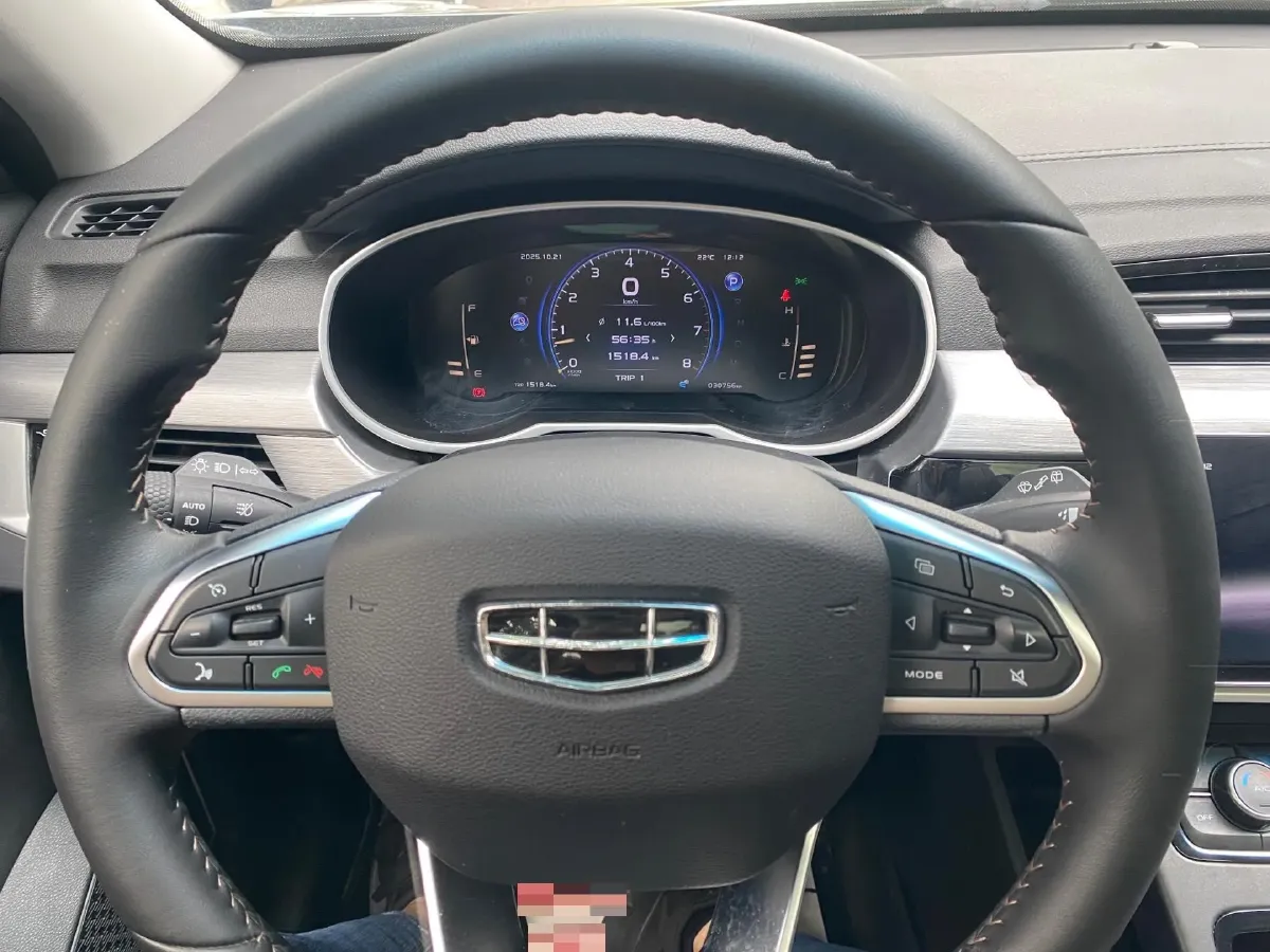 2022 Geely Azkarra 1.8T 184HP L4 7DCT,autocango,china used car exporter,china ev exporter,chinese used car exporter,chinese used ev exporter