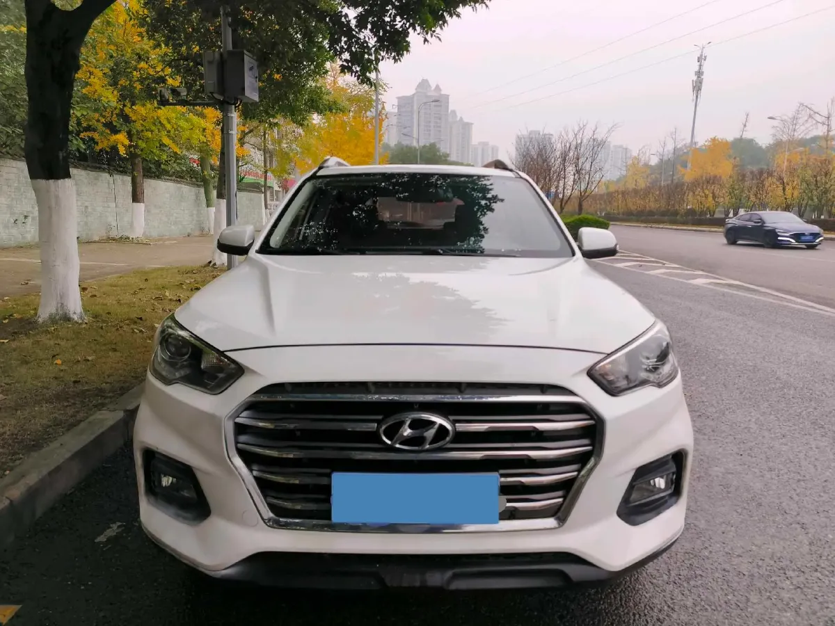 2018 Hyundai ix35 2.0L 160HP L4 6AT,autocango,china used car exporter,china ev exporter,chinese used car exporter,chinese used ev exporter