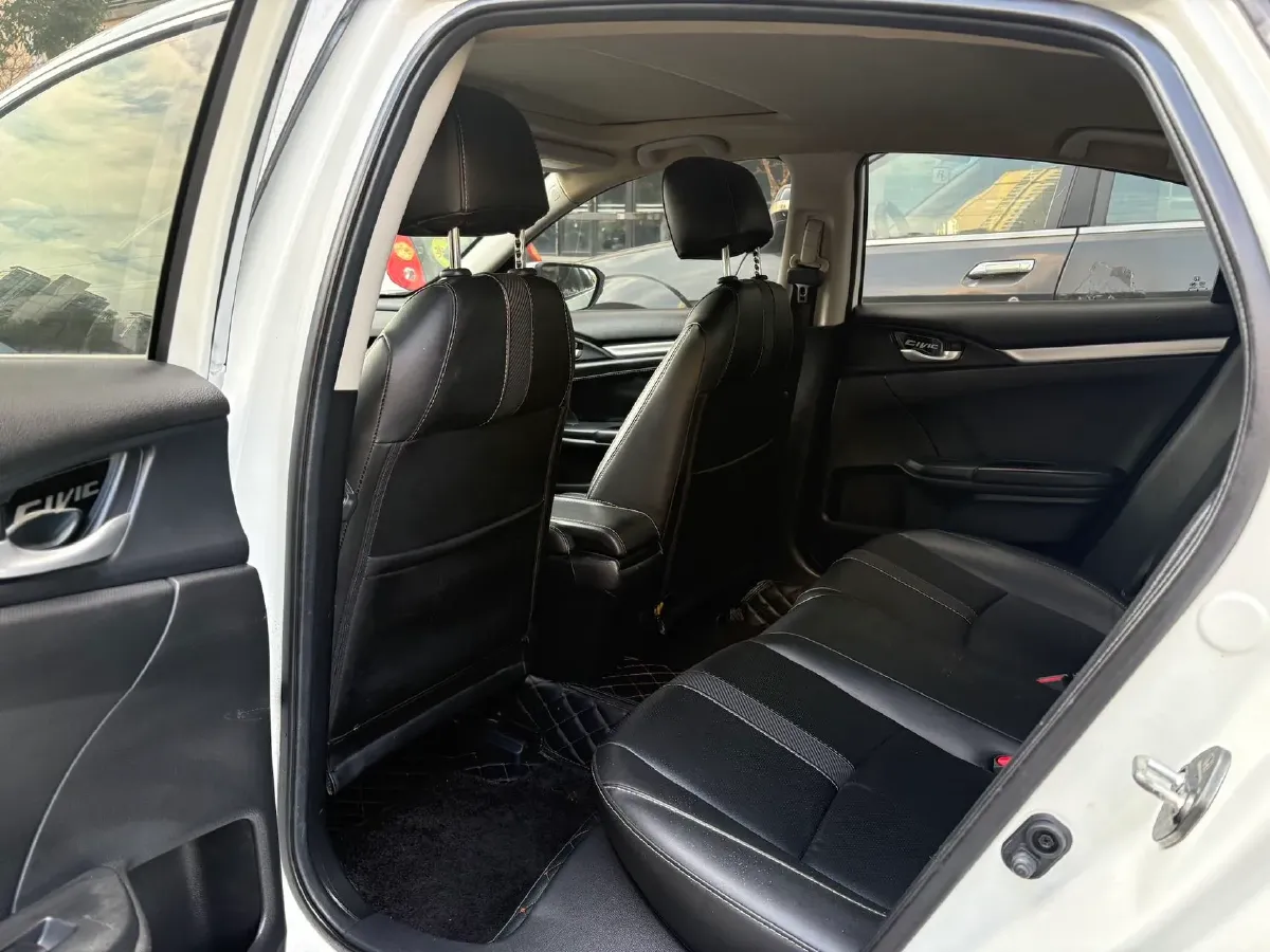 2019 Honda Civic 1.5T 177HP L4 6MT,autocango,china used car exporter,china ev exporter,chinese used car exporter,chinese used ev exporter