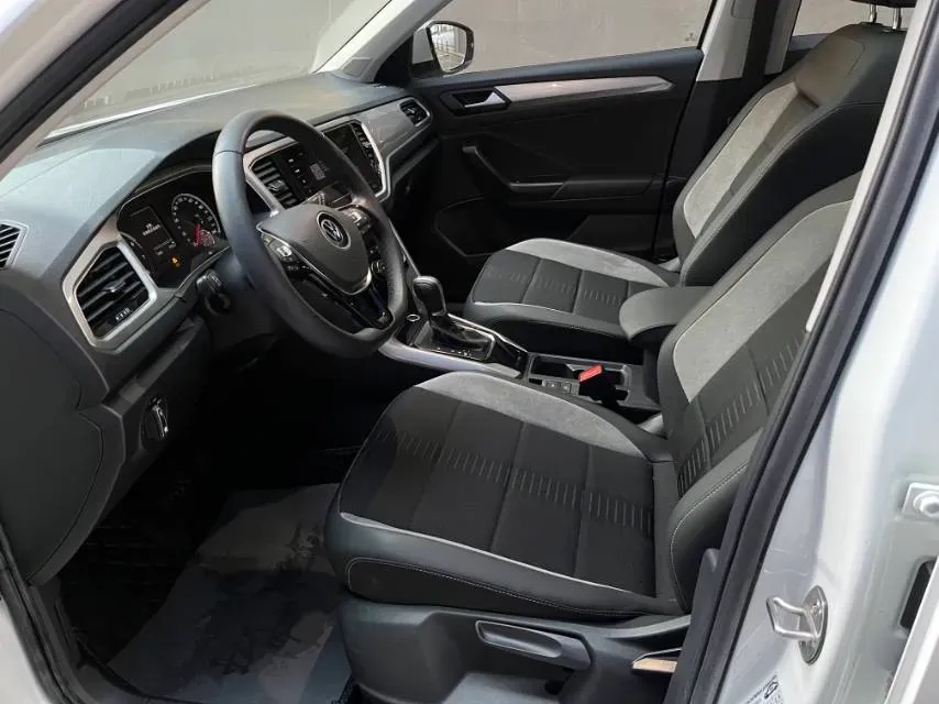 2021 Volkswagen T-Roc 1.4T 150HP L4 7DCT,autocango,china used car exporter,china ev exporter,chinese used car exporter,chinese used ev exporter