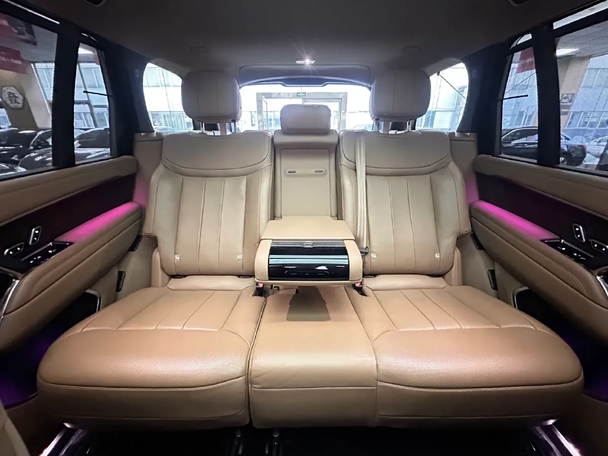 2024 Land Rover Range Rover 3.0T 400HP L6 8AT,autocango,china used car exporter,china ev exporter,chinese used car exporter,chinese used ev exporter