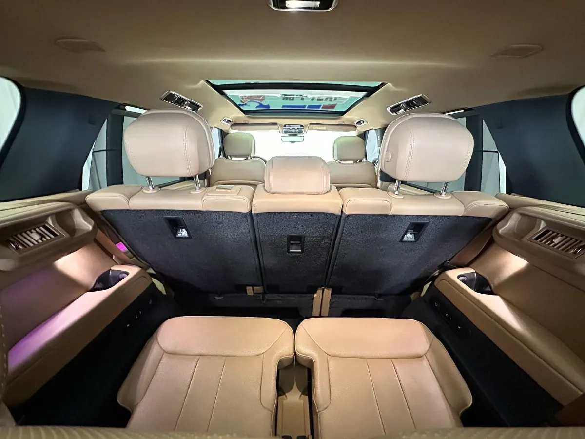 2024 Land Rover Range Rover 3.0T 400HP L6 8AT,autocango,china used car exporter,china ev exporter,chinese used car exporter,chinese used ev exporter