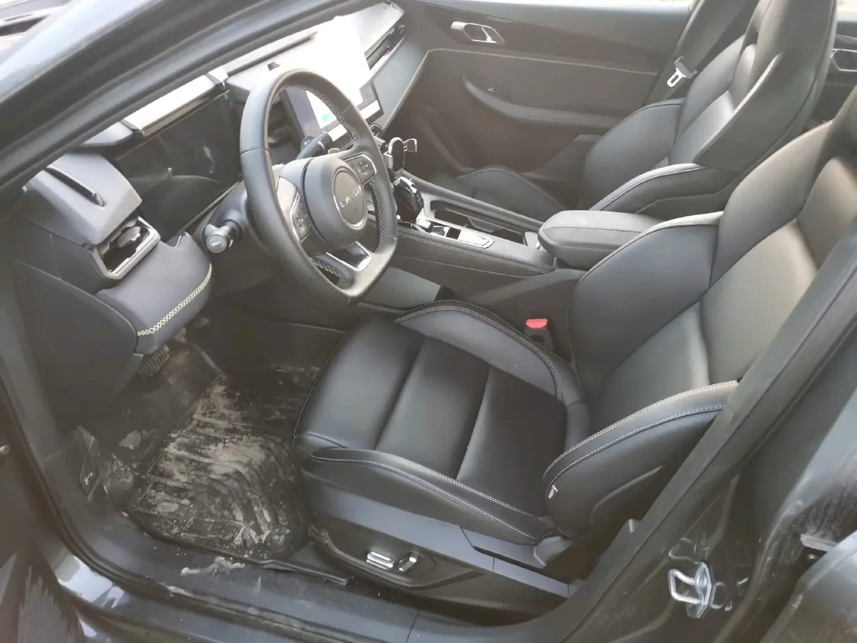 2023 Haval H5 2.0T 224HP L4 8AT,autocango,china used car exporter,china ev exporter,chinese used car exporter,chinese used ev exporter