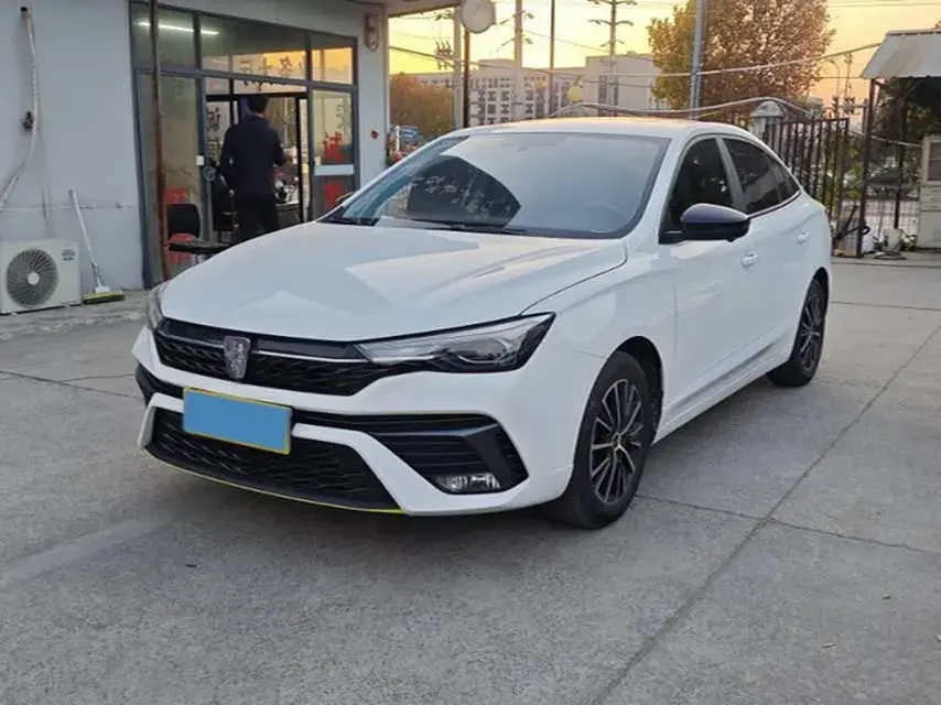 2021 Roewe i5 1.5L 120HP L4 CVT