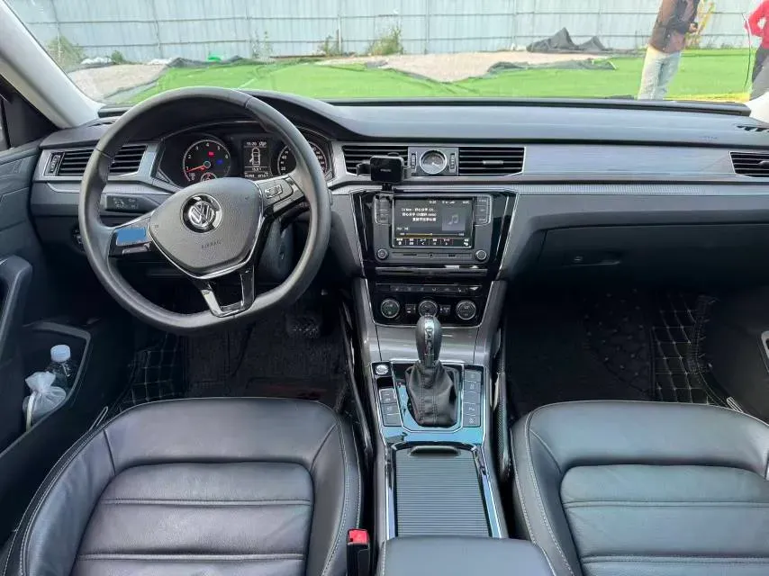 2017 Volkswagen Passat 1.8T 180HP L4 7DCT,autocango,china used car exporter,china ev exporter,chinese used car exporter,chinese used ev exporter