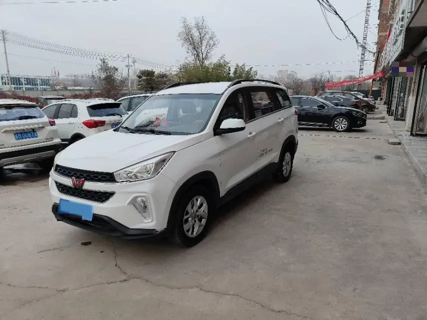 2018 WuLing HongGuang S3 1.5L 112HP L4 6MT,autocango,china used car exporter,china ev exporter,chinese used car exporter,chinese used ev exporter