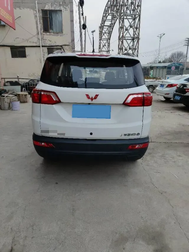 2018 WuLing HongGuang S3 1.5L 112HP L4 6MT,autocango,china used car exporter,china ev exporter,chinese used car exporter,chinese used ev exporter