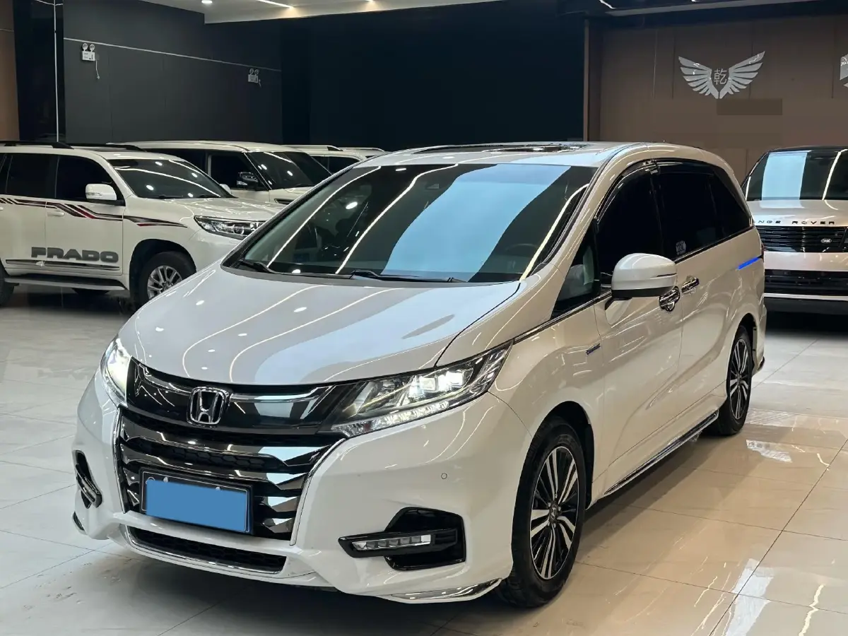 2021 Honda Odyssey 2.0L 146HP L4 E-CVT Hybrid
