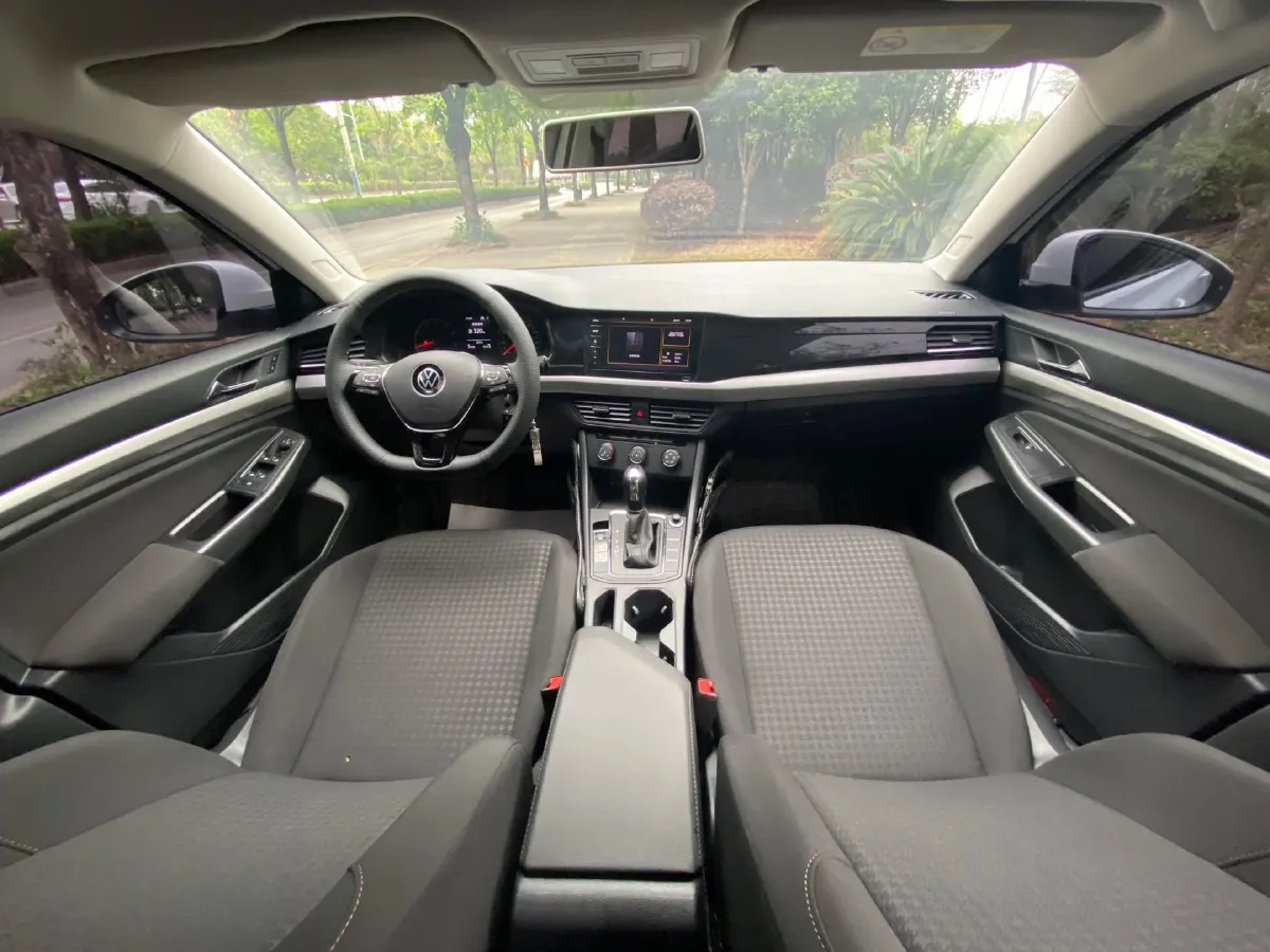 2021 Volkswagen Bora 1.5L 113HP L4 6AT,autocango,china used car exporter,china ev exporter,chinese used car exporter,chinese used ev exporter