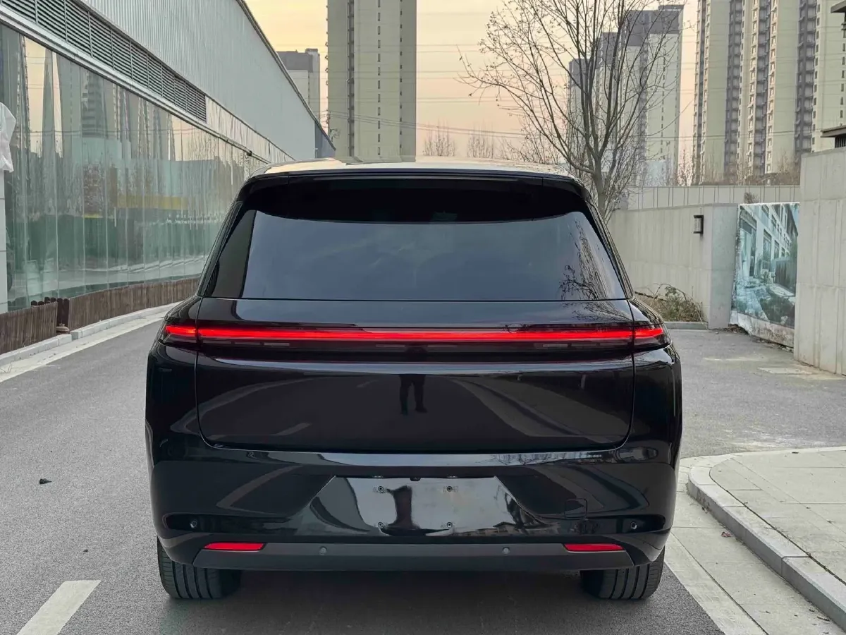 2023 Li L8 Range Extended 154HP REEV 40.9KWH,autocango,china used car exporter,china ev exporter,chinese used car exporter,chinese used ev exporter
