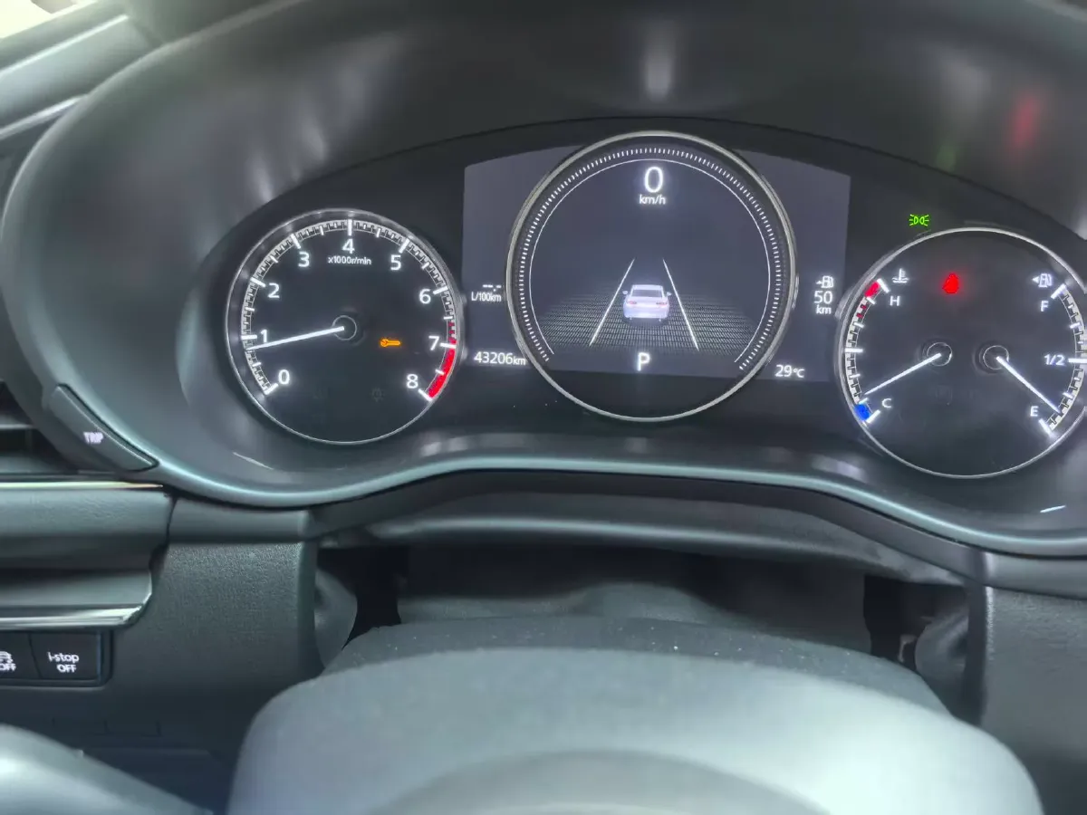 2022 Mazda 3 Axela 2.0L 158HP L4 6AT,autocango,china used car exporter,china ev exporter,chinese used car exporter,chinese used ev exporter