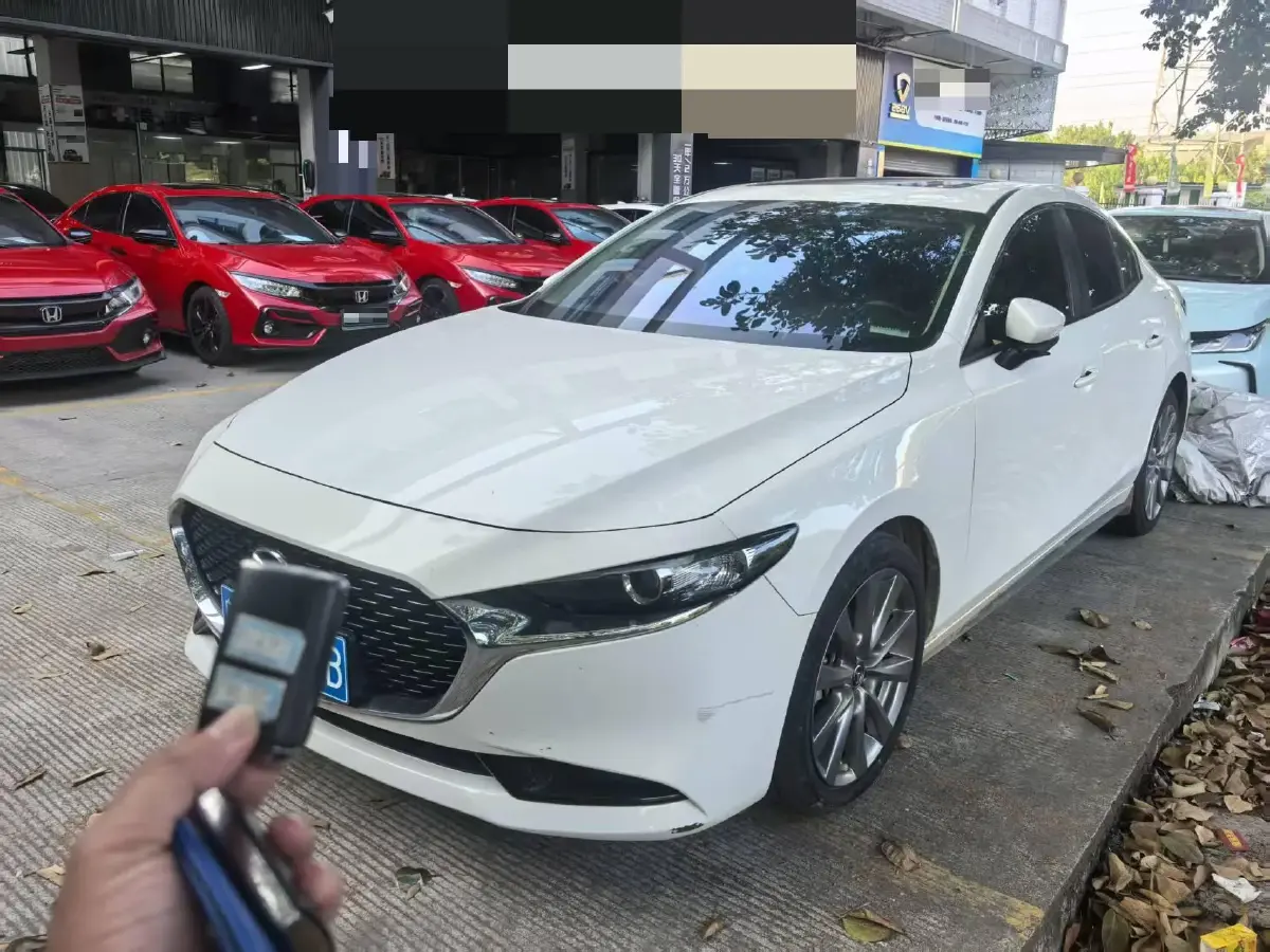 2022 Mazda 3 Axela 2.0L 158HP L4 6AT