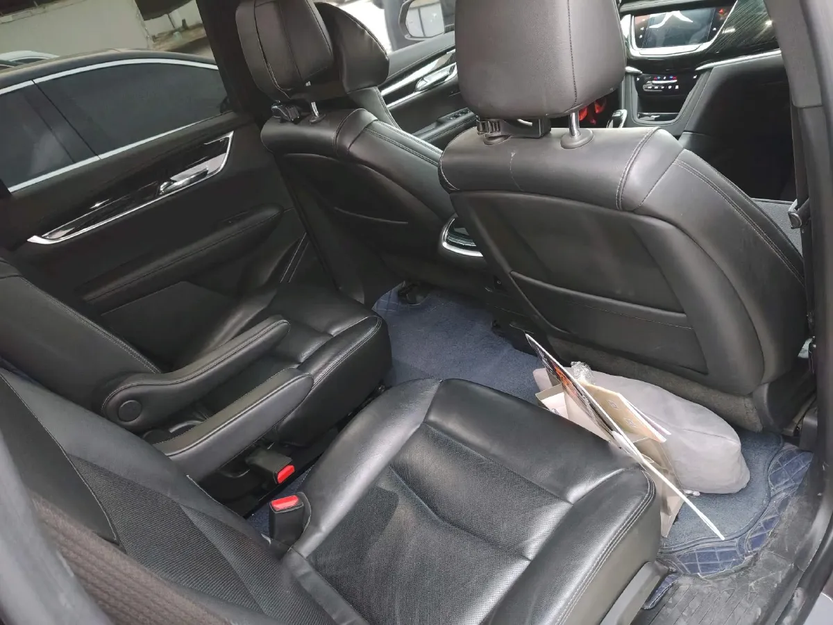 2020 Cadillac XT6 2.0T 237HP L4 9AT,autocango,china used car exporter,china ev exporter,chinese used car exporter,chinese used ev exporter