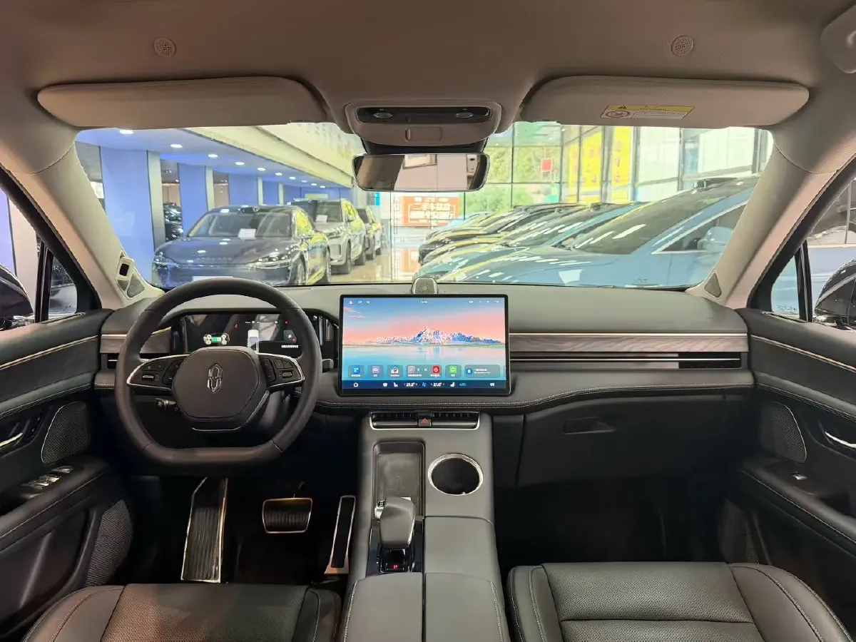 2022 AITO AITO M5 Range Extended 125HP REEV 40KWH,autocango,china used car exporter,china ev exporter,chinese used car exporter,chinese used ev exporter