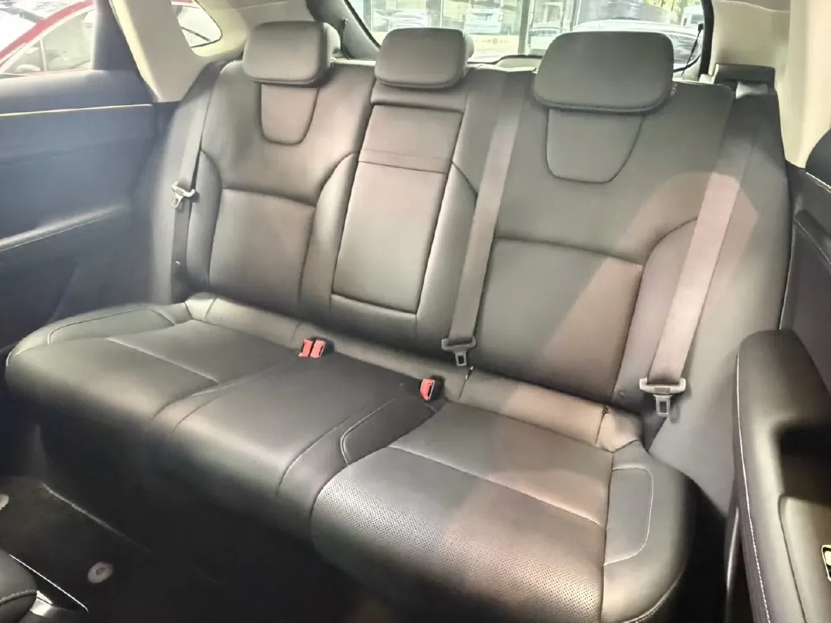 2022 AITO AITO M5 Range Extended 125HP REEV 40KWH,autocango,china used car exporter,china ev exporter,chinese used car exporter,chinese used ev exporter