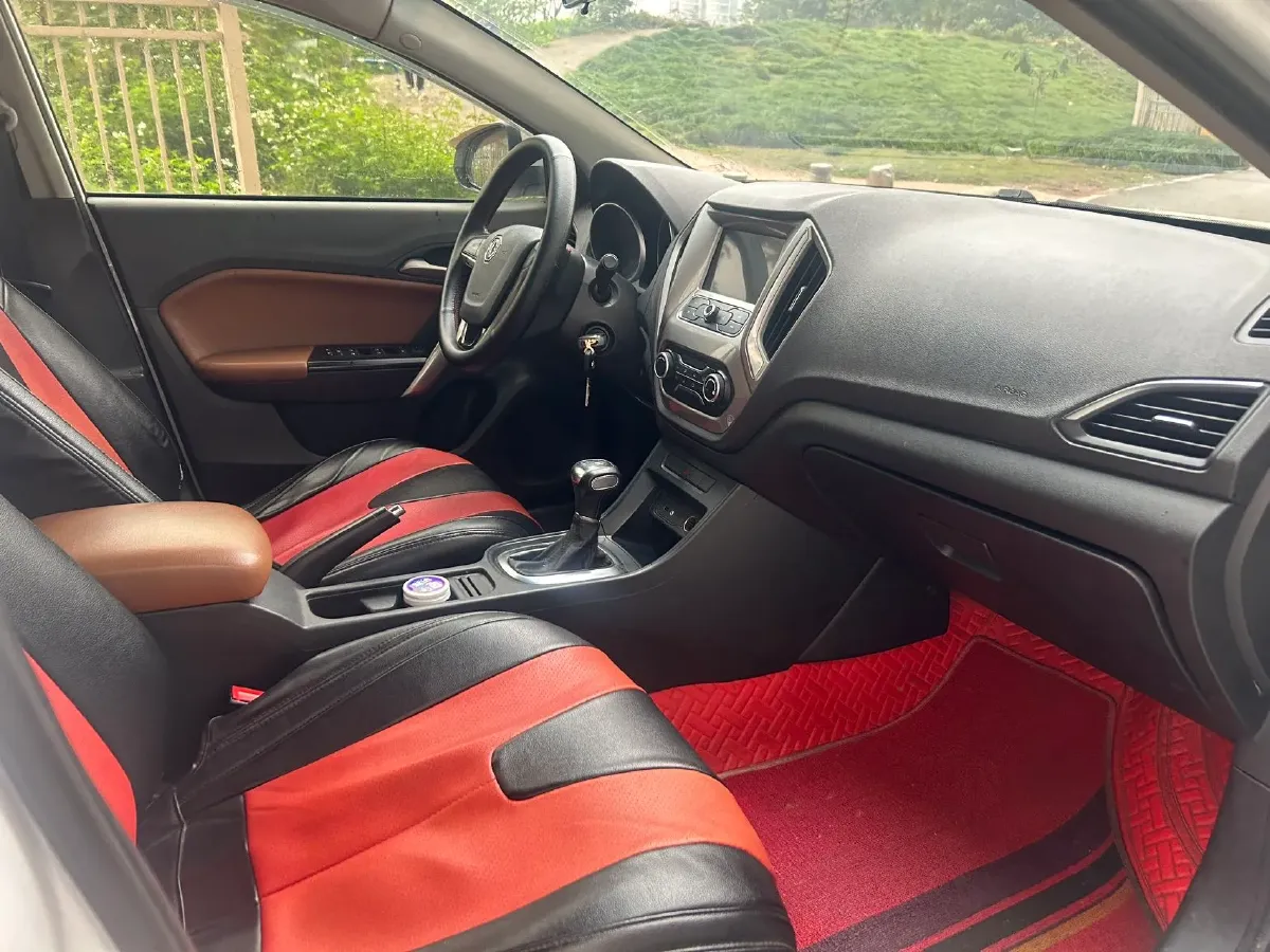 2016 MG GT 1.5T 129HP L4 6AT,autocango,china used car exporter,china ev exporter,chinese used car exporter,chinese used ev exporter