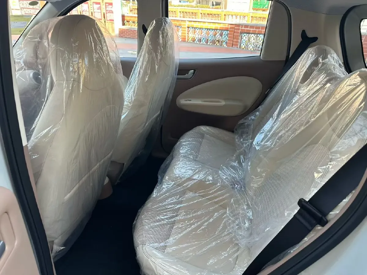 2025 WuLing HongGuang MINI EV BEV 16.2KWH,autocango,china used car exporter,china ev exporter,chinese used car exporter,chinese used ev exporter