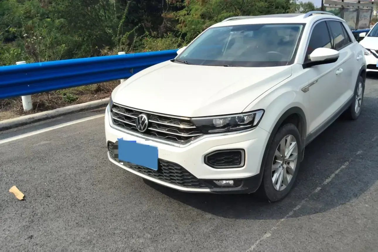 2022 Volkswagen T-Roc 1.4T 150HP L4 7DCT