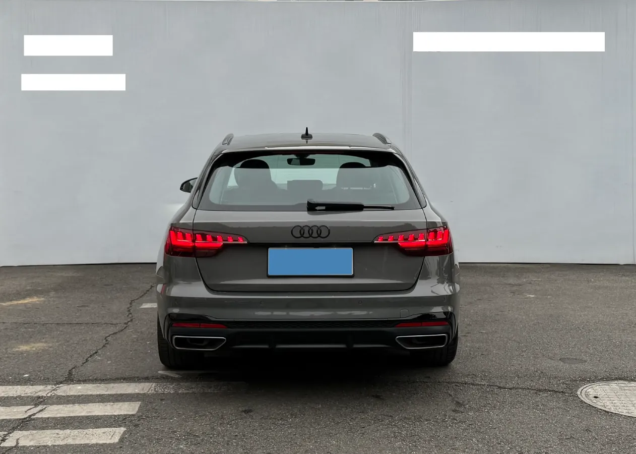 2023 Audi A4 2.0T 204HP L4 7DCT,autocango,china used car exporter,china ev exporter,chinese used car exporter,chinese used ev exporter