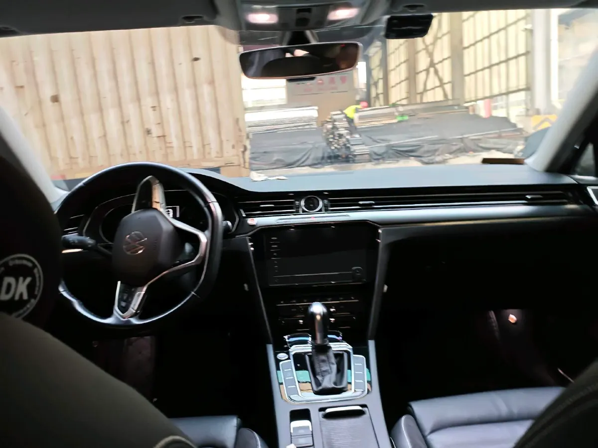 2020 Volkswagen Magotan 2.0T 186HP L4 7DCT,autocango,china used car exporter,china ev exporter,chinese used car exporter,chinese used ev exporter