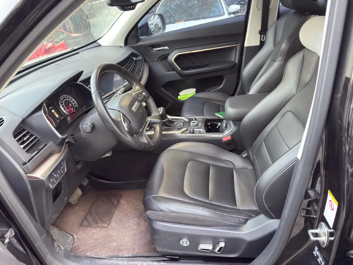 2019 Haval H6 1.5T 169HP L4 7DCT,autocango,china used car exporter,china ev exporter,chinese used car exporter,chinese used ev exporter